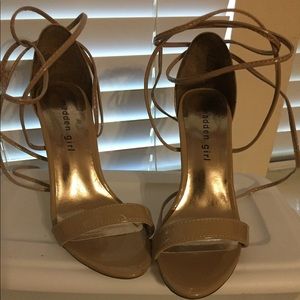 Shoes - sandal heels